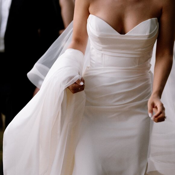 Jane Hill Huntleigh Wedding Dress - Ivory - Size US 2 - Picture 5 of 7